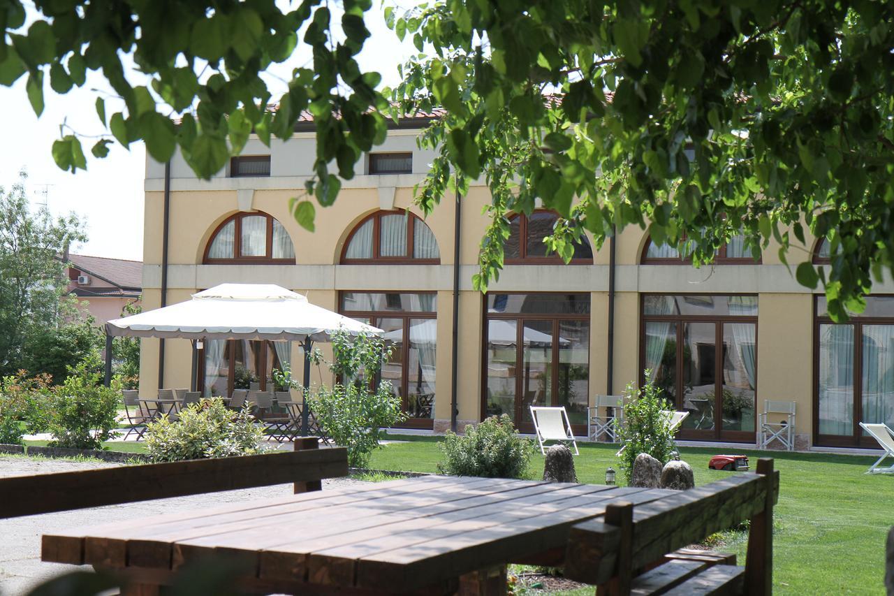 Agriturismo Otto Ducati D'Oro إيزولا ديلا سكالا المظهر الخارجي الصورة